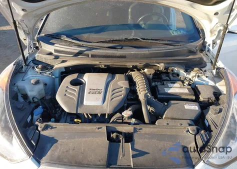 2016 Hyundai Veloster Turbo z USA, uszkodzony, nr VIN KMHTC6AE4GU289867